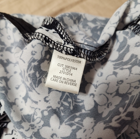 Max Studio Floral Ruched Crepe Ruffle‎ Mini Skirt - Picture 11 of 14